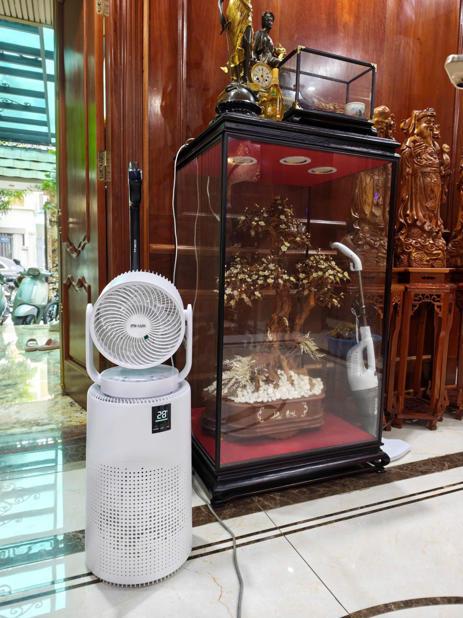 MILUXURY X6 Gen 2 màu trắng tại nhà khách hàng